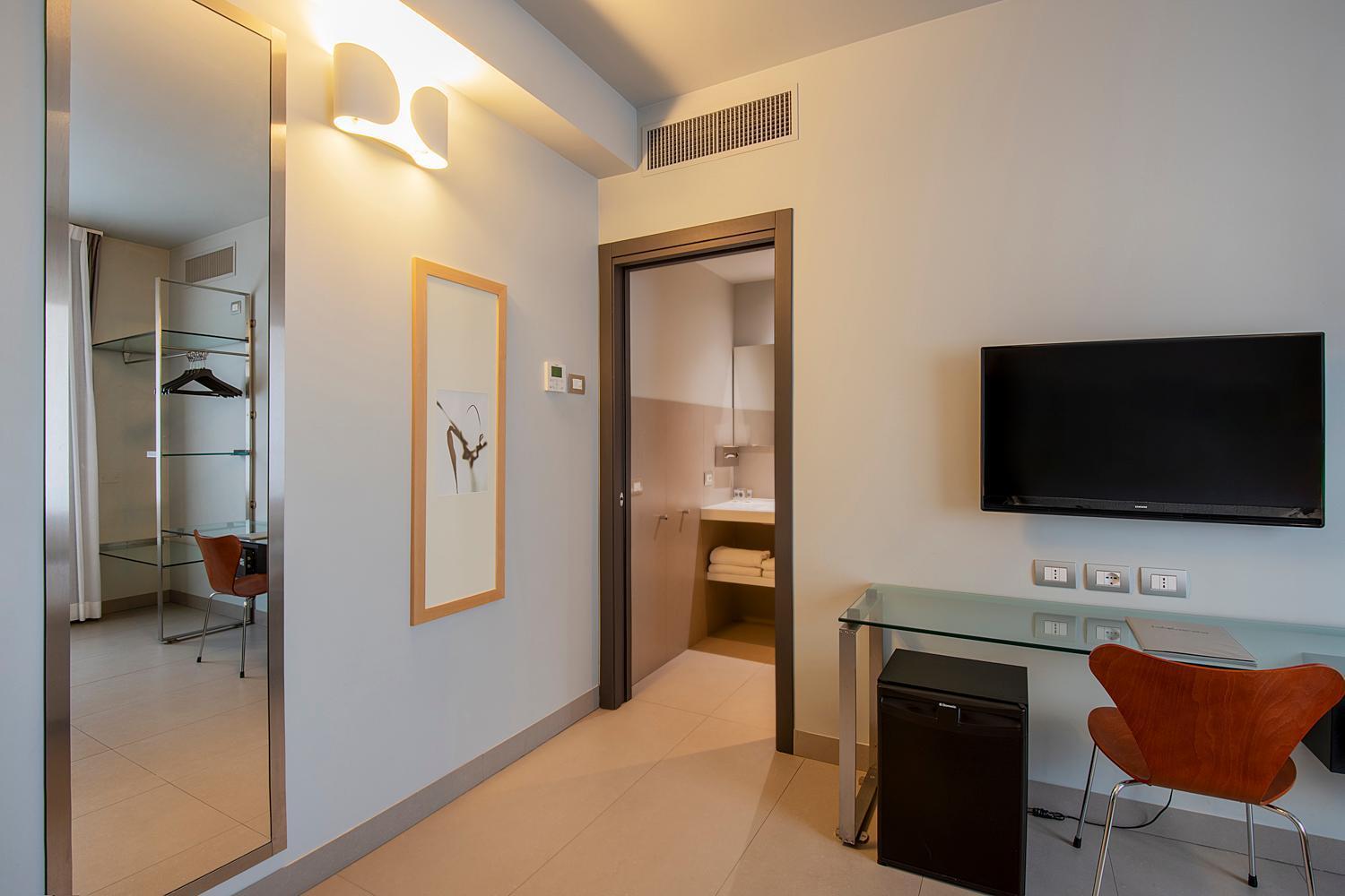 Hotel Verona Luaran gambar