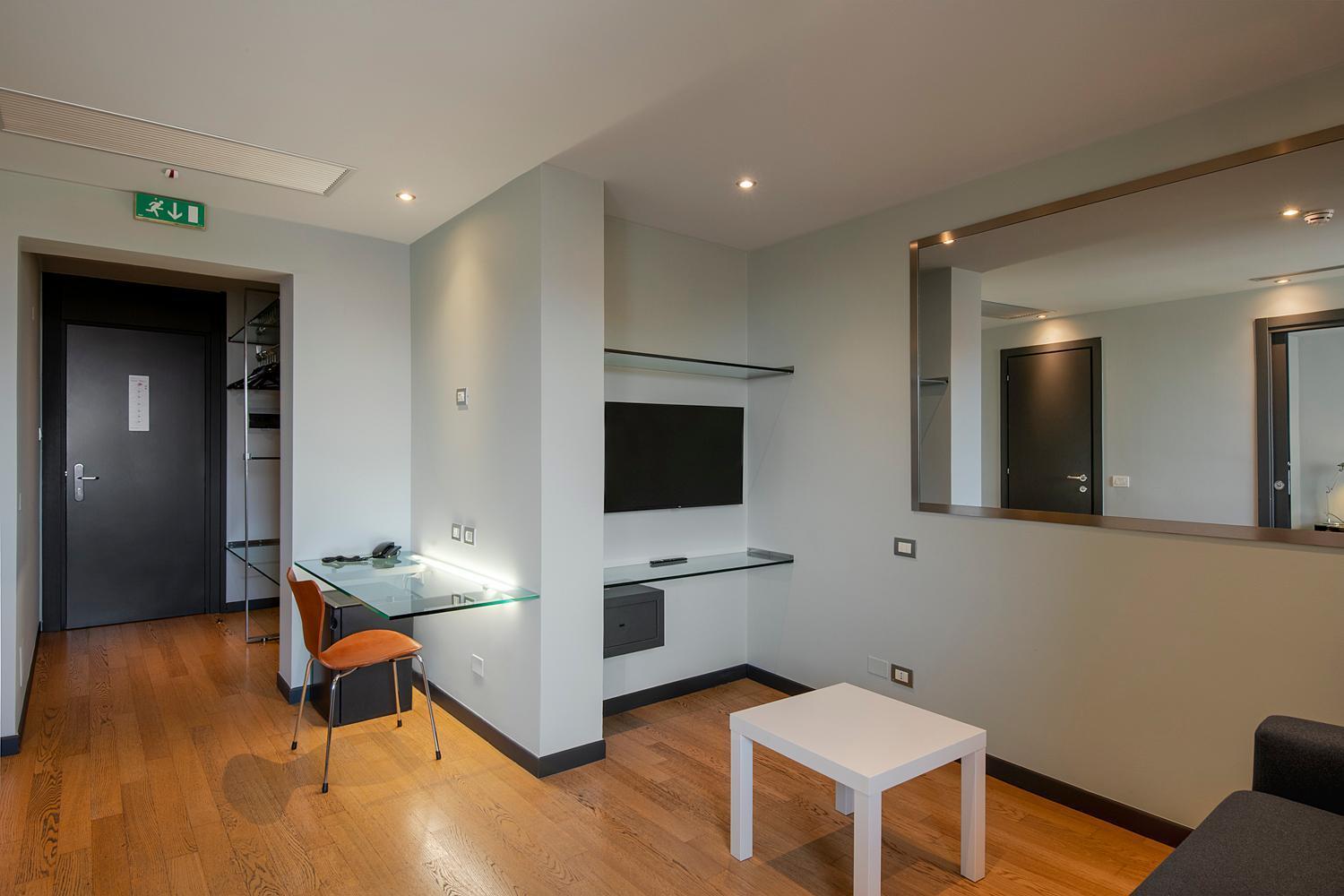 Hotel Verona Luaran gambar