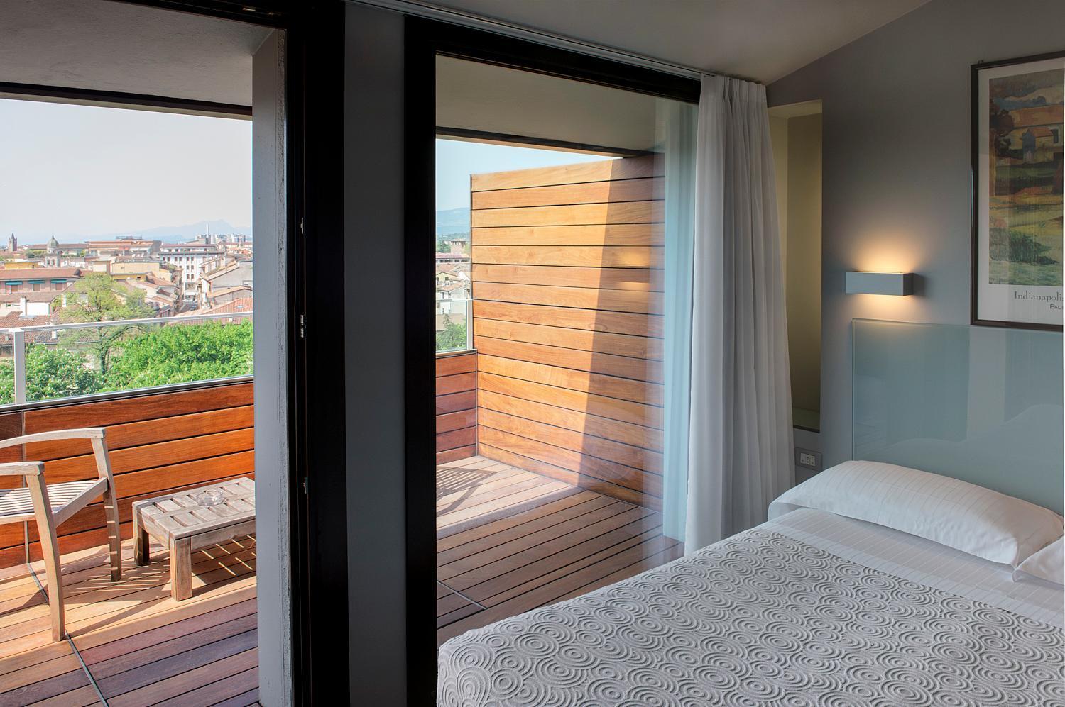 Hotel Verona Luaran gambar